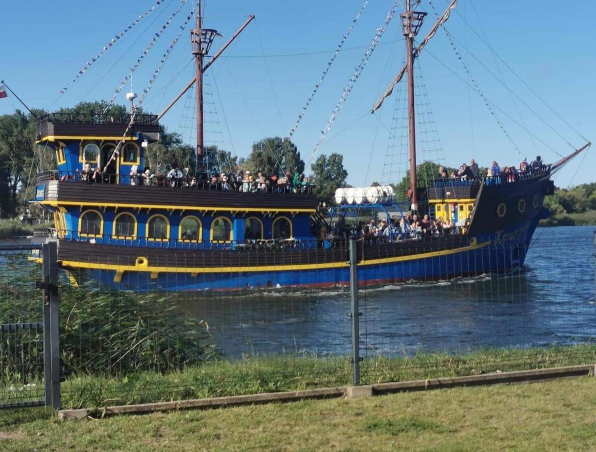Willa Aura Mare Dziwnów Esterno foto